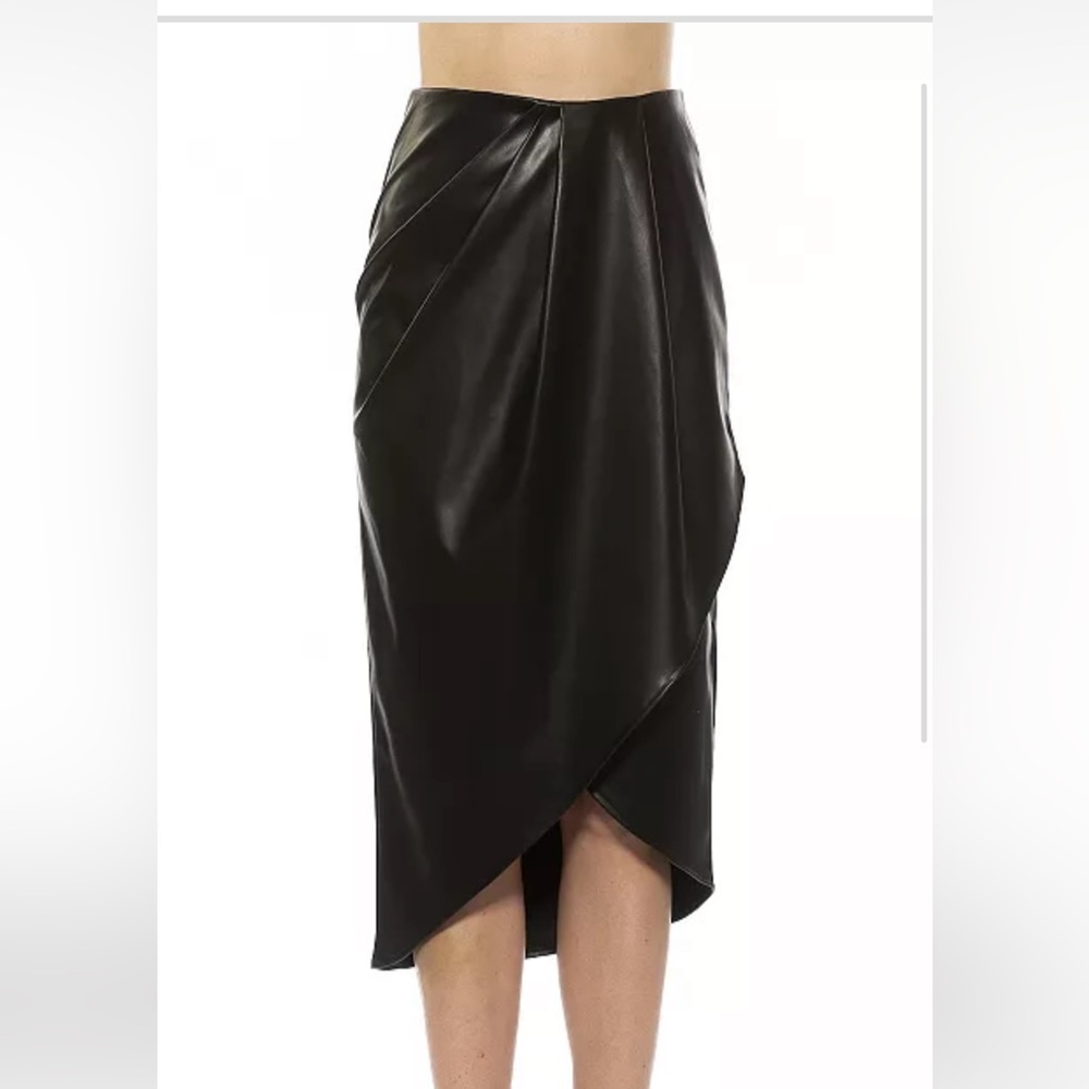 Alexia Admor Kai dropped tulip  leather skirt Sz 10